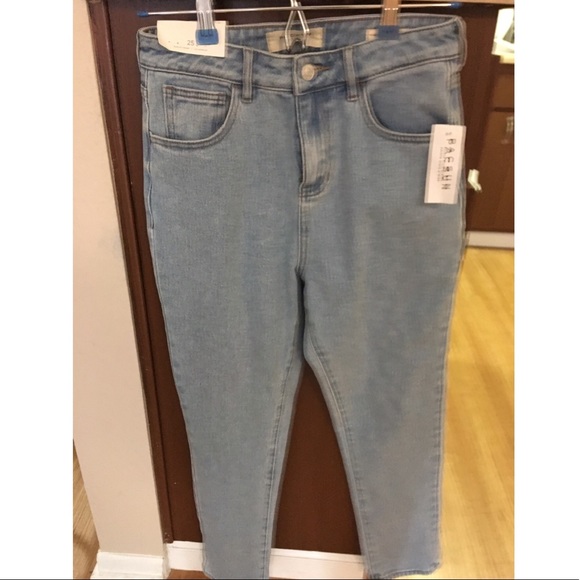 Steve Blue Mom Jeans - Picture 6 of 6